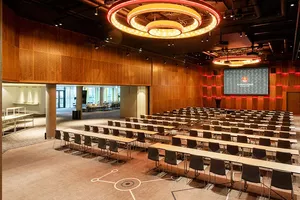 Clarion Hotel The Hub